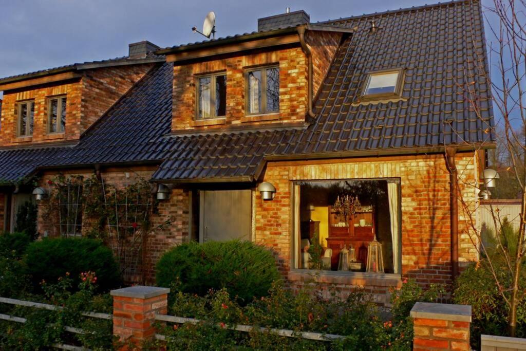 Ferienwohnung In Peetzig Am See Ангермюнде Екстериор снимка