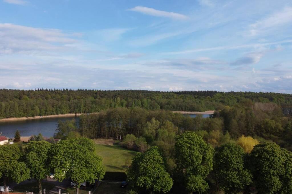 Ferienwohnung In Peetzig Am See Ангермюнде Екстериор снимка