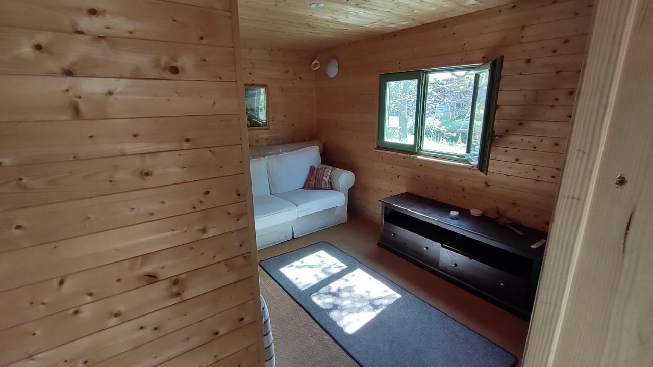 Ferienwohnung In Peetzig Am See Ангермюнде Екстериор снимка