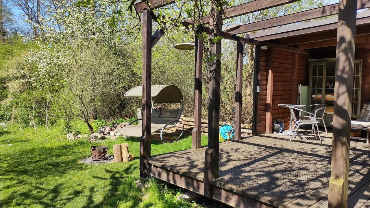 Ferienwohnung In Peetzig Am See Ангермюнде Екстериор снимка