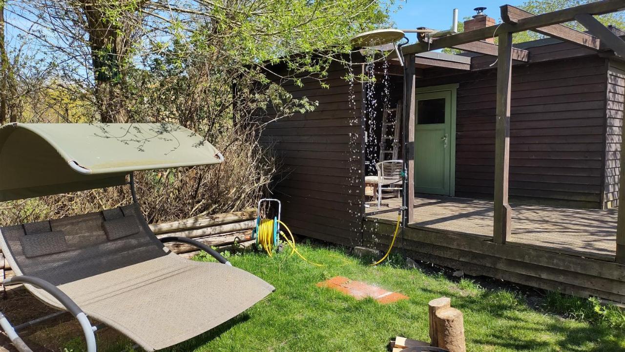 Ferienwohnung In Peetzig Am See Ангермюнде Екстериор снимка